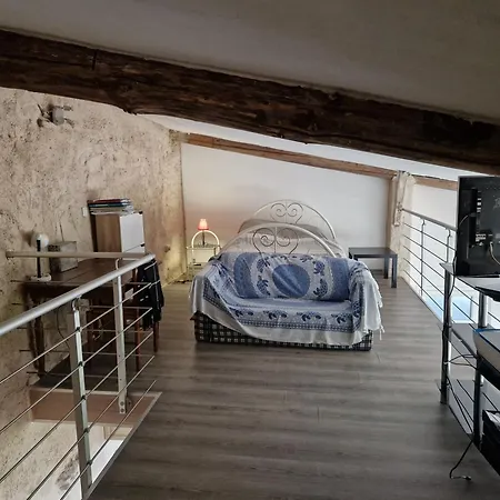 Loft Apartament Aujeurres